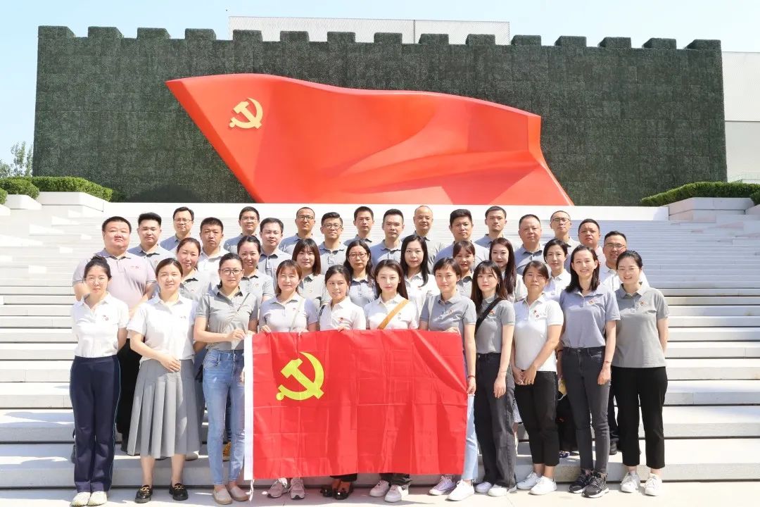 銘記奮斗歷程 擔(dān)當(dāng)歷史使命 | 中建材信息技術(shù)黨總支組織赴黨史展覽館開展主題黨日學(xué)習(xí)活動